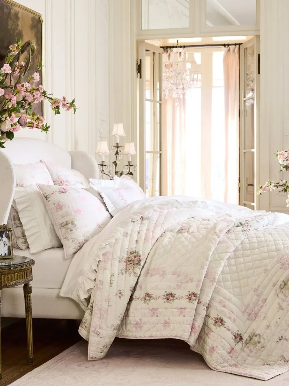 LoveShackFancy x Pottery Barn NWT Floral Bow Patchwork Embroidered Quilt Queen